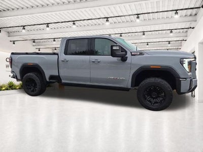 2024 GMC Sierra 2500 HD Crew Cab Standard Box 4-Wheel Drive AT4
