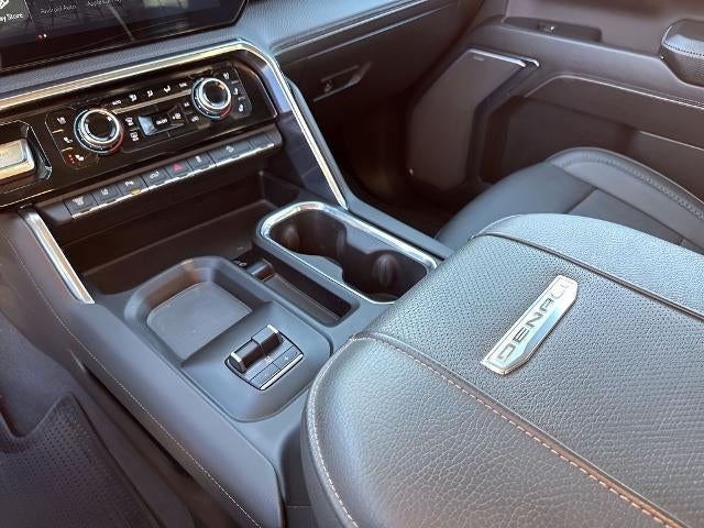 2024 GMC Sierra 2500 HD Crew Cab Standard Box 4-Wheel Drive Denali