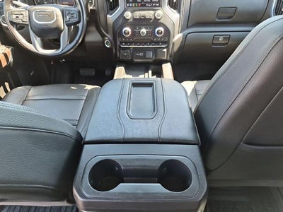 2022 GMC Sierra 2500 HD Crew Cab Standard Box 4-Wheel Drive Denali