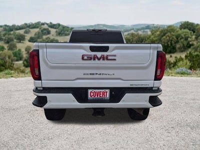 2020 GMC Sierra 2500 HD Crew Cab Standard Box 4-Wheel Drive Denali