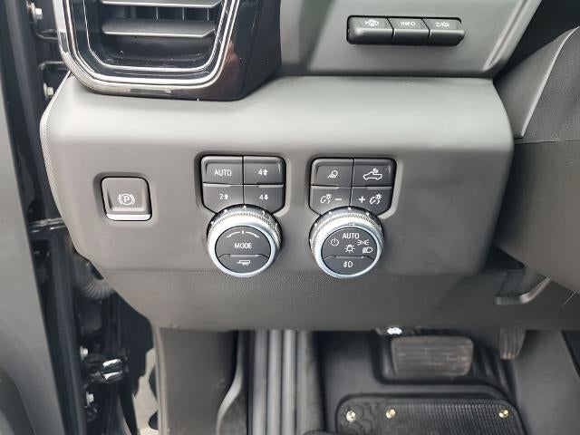 2024 GMC Sierra 3500HD Crew Cab Standard Box 4-Wheel Drive AT4