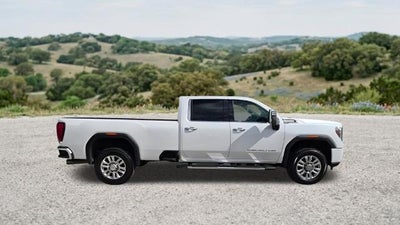 2021 GMC Sierra 3500HD Crew Cab Long Box 4-Wheel Drive Denali