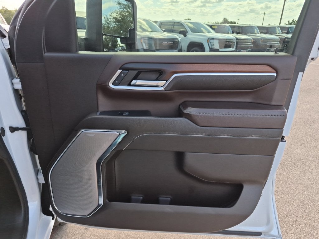 2024 GMC Sierra 3500HD Denali
