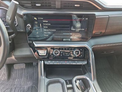 2024 GMC Sierra 2500 HD Crew Cab Standard Box 4-Wheel Drive Denali Ultimate
