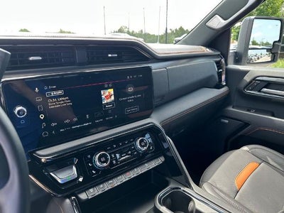 2026 GMC Sierra 2500 HD Crew Cab Standard Box 4-Wheel Drive AT4