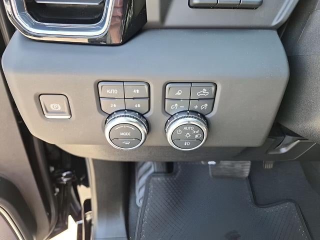 2025 GMC Sierra 2500 HD Crew Cab Standard Box 4-Wheel Drive Denali Ultimate