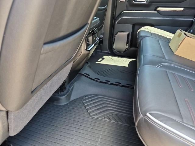 2025 GMC Sierra 2500 HD Crew Cab Standard Box 4-Wheel Drive AT4X