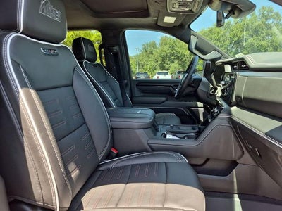 2025 GMC Sierra 2500 HD Crew Cab Standard Box 4-Wheel Drive AT4X