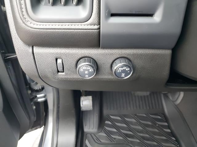 2022 GMC Canyon Crew Cab Short Box 4-Wheel Drive Elevation