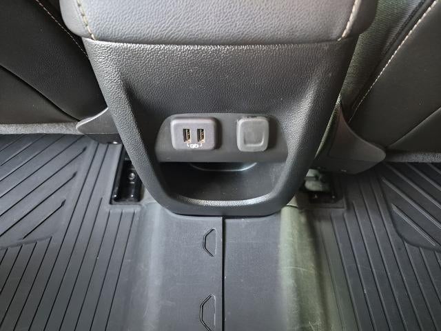 2022 GMC Canyon Crew Cab Short Box 4-Wheel Drive Denali