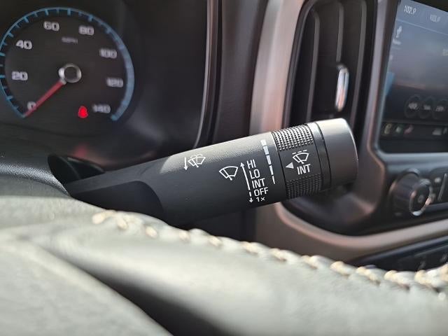 2022 GMC Canyon Crew Cab Short Box 4-Wheel Drive Denali