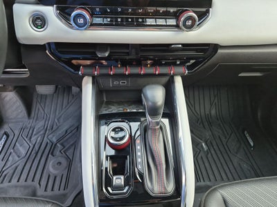2023 GMC Canyon Crew Cab Short Box 4-Wheel Drive AT4X