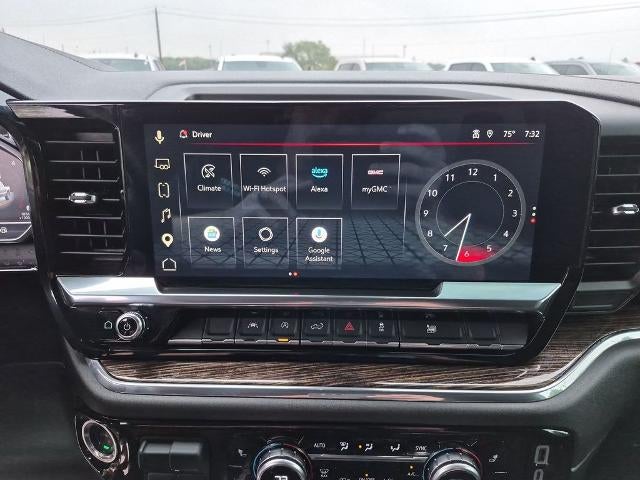 2024 GMC Sierra 1500 Crew Cab Short Box 2-Wheel Drive Elevation