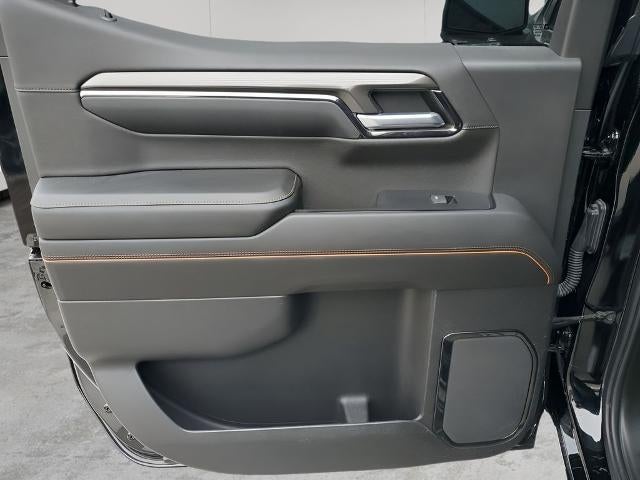 2022 GMC Sierra 1500 Crew Cab Short Box 4-Wheel Drive AT4