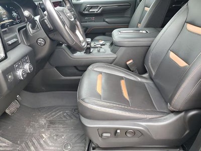 2022 GMC Sierra 1500 Crew Cab Short Box 4-Wheel Drive AT4