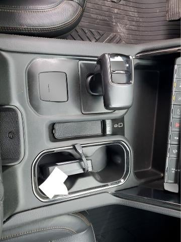 2022 GMC Sierra 1500 Crew Cab Short Box 4-Wheel Drive AT4