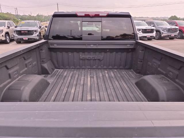 2022 GMC Sierra 1500 Crew Cab Standard Box 4-Wheel Drive AT4