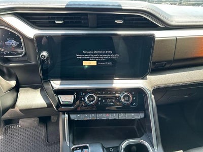 2022 GMC Sierra 1500 Crew Cab Short Box 4-Wheel Drive Denali