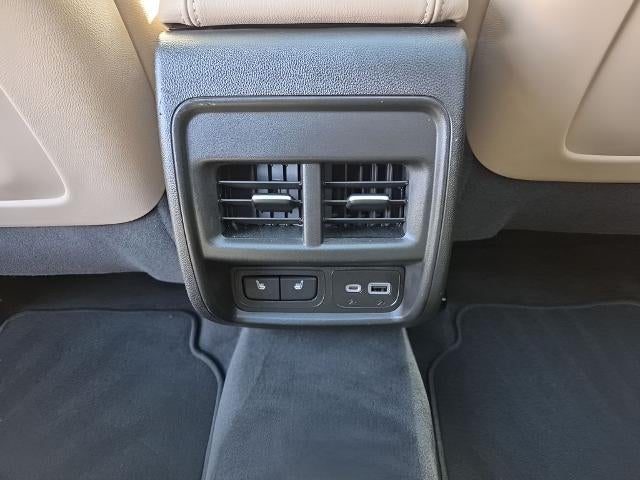 2024 Cadillac XT4 FWD 4dr Luxury