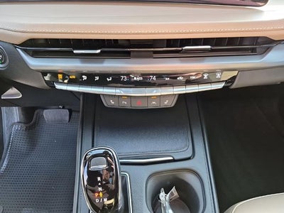 2024 Cadillac XT4 FWD 4dr Luxury