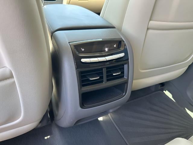 2017 Cadillac XT5 FWD 4dr Luxury