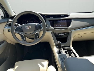 2017 Cadillac XT5 FWD 4dr Luxury