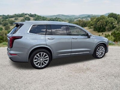 2023 Cadillac XT6 FWD 4dr Premium Luxury