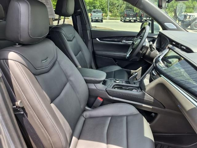2023 Cadillac XT6 FWD 4dr Premium Luxury