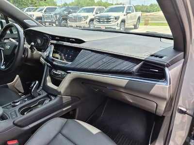 2023 Cadillac XT6 FWD 4dr Premium Luxury