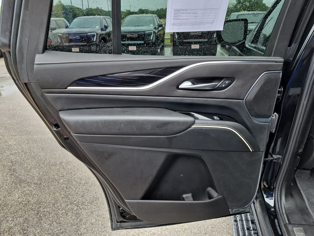 2023 Cadillac Escalade Sport