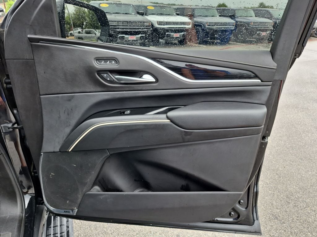 2023 Cadillac Escalade Sport