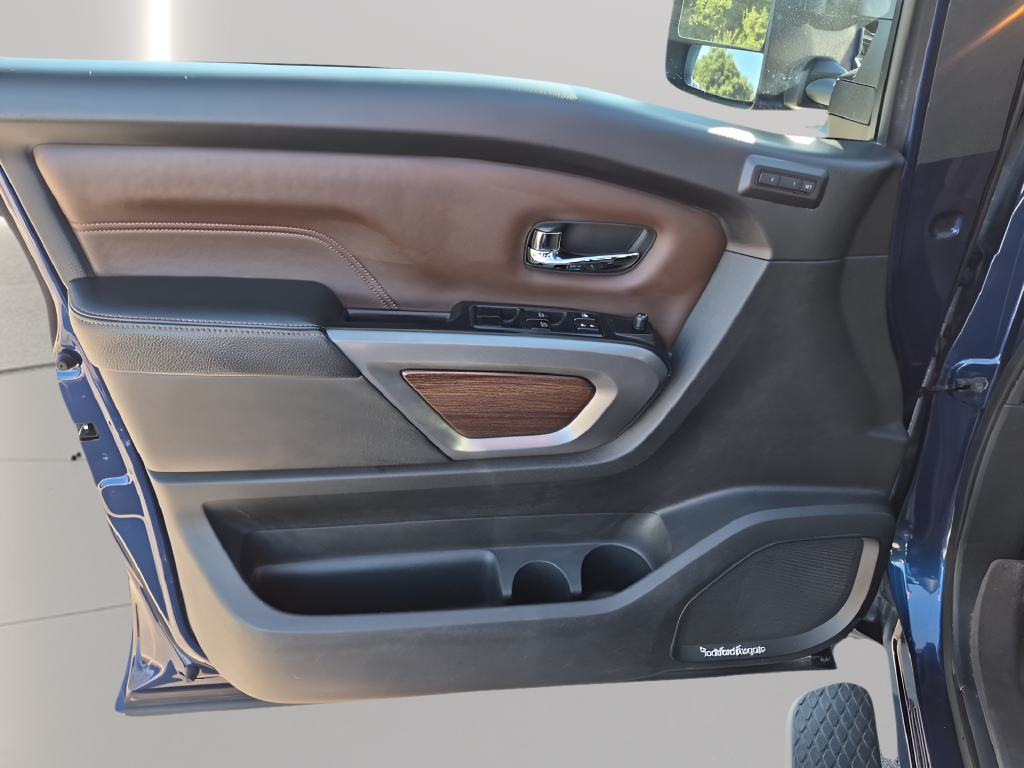 2016 Nissan Titan XD Platinum Reserve