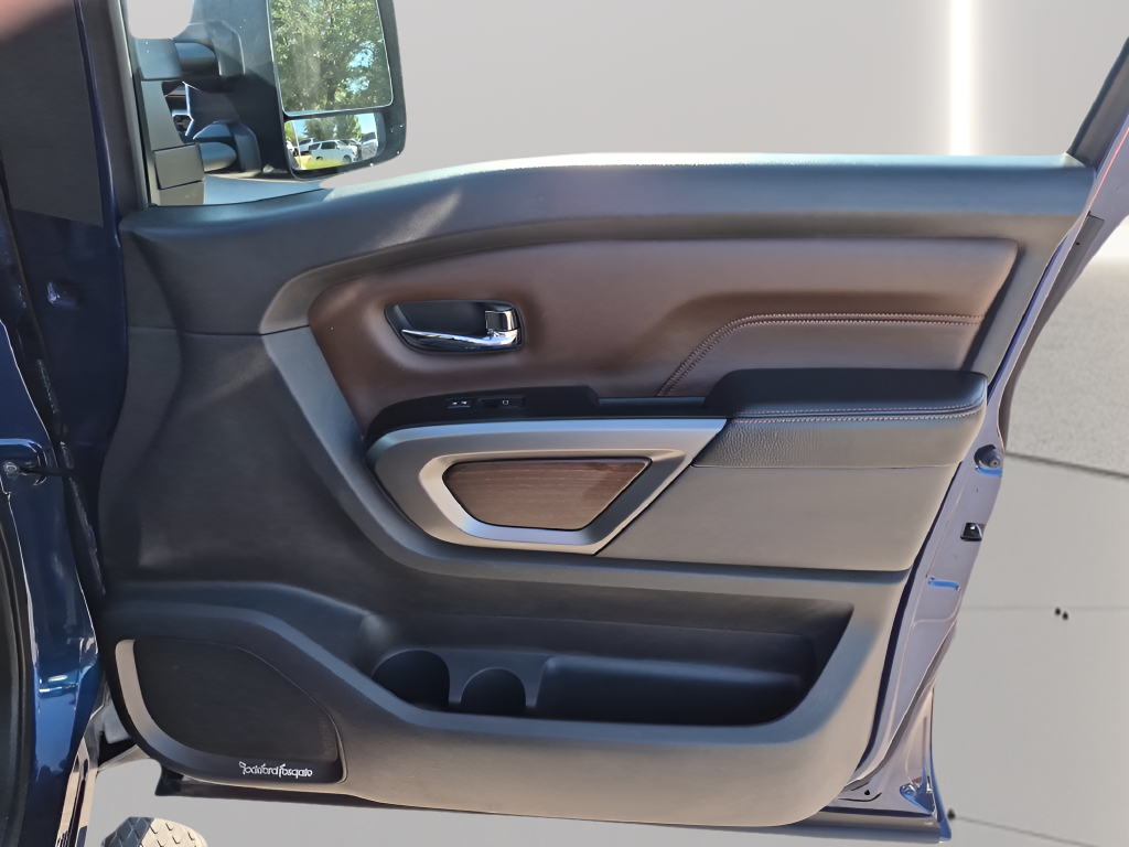 2016 Nissan Titan XD Platinum Reserve