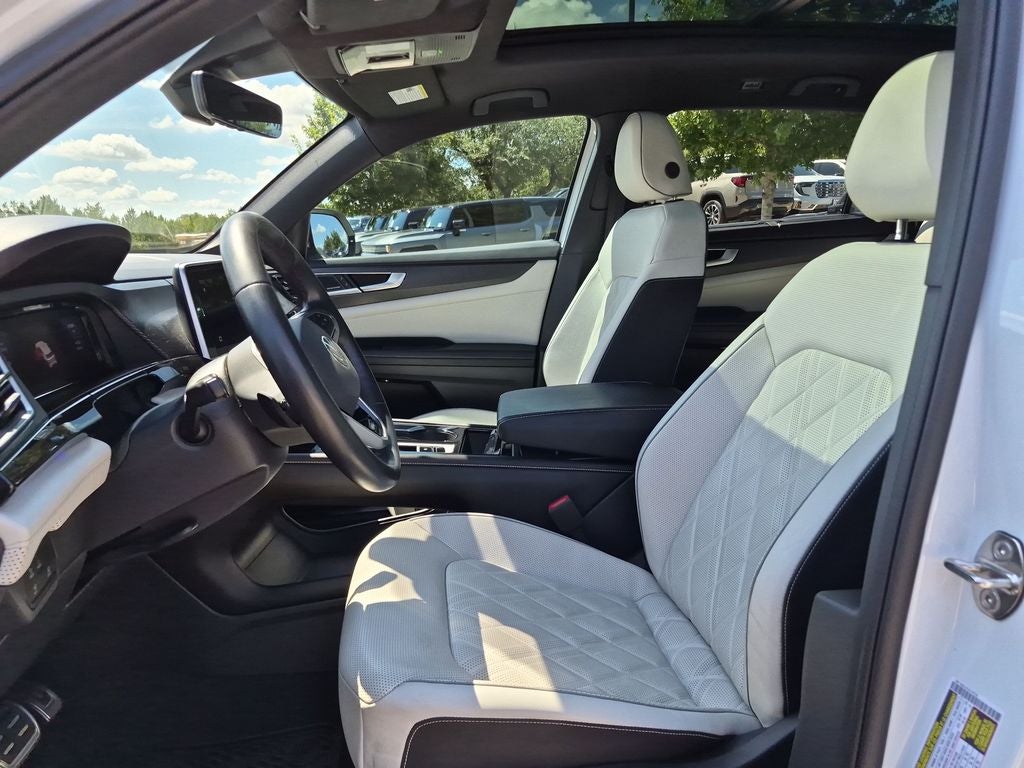 2024 Volkswagen Atlas Cross Sport 2.0T SEL Premium R-Line