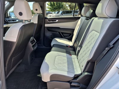 2024 Volkswagen Atlas Cross Sport 2.0T SEL Premium R-Line
