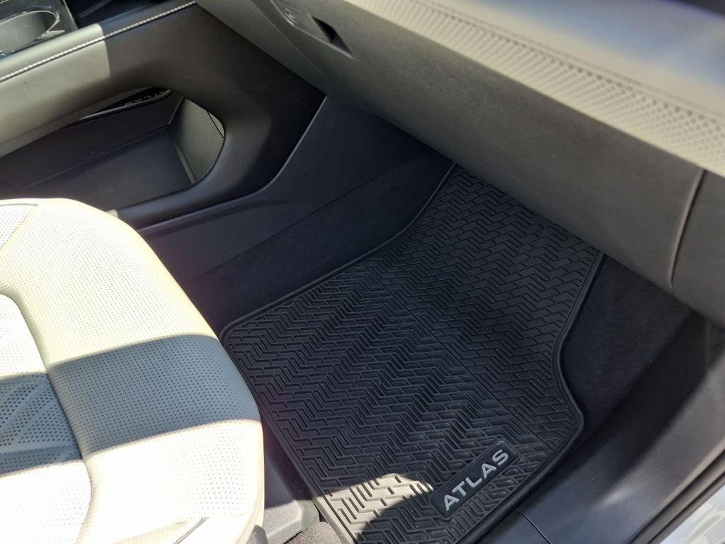 2024 Volkswagen Atlas Cross Sport 2.0T SEL Premium R-Line