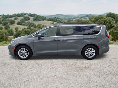 2022 Chrysler Pacifica Touring L FWD