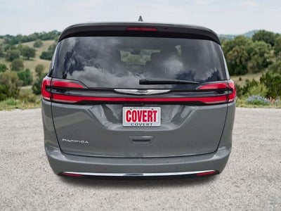2022 Chrysler Pacifica Touring L FWD