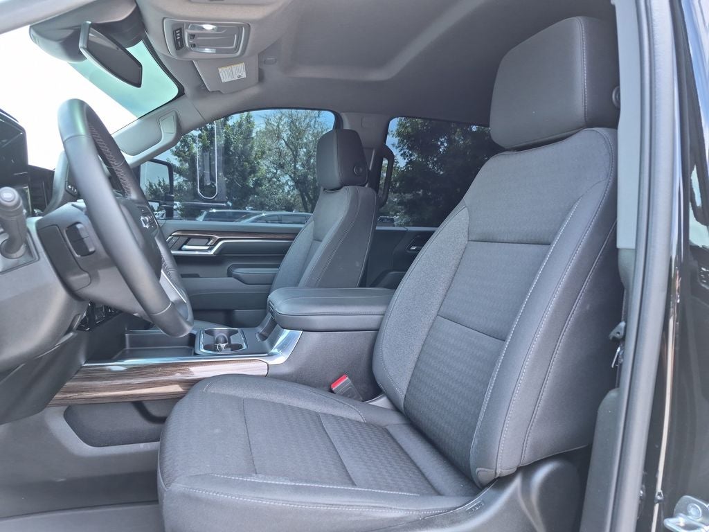 2024 Chevrolet Silverado 2500 HD Crew Cab Standard Box 4-Wheel Drive LT