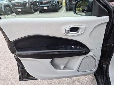 2018 Jeep Compass Latitude FWD