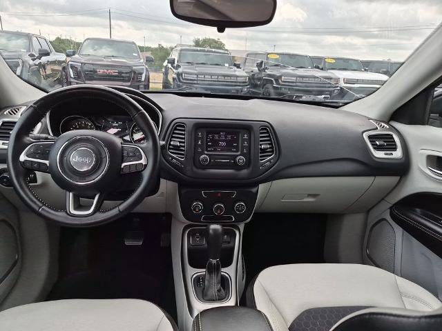 2018 Jeep Compass Latitude FWD