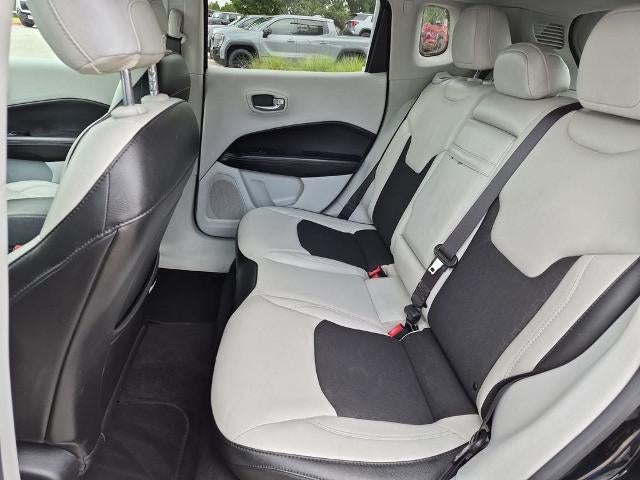 2018 Jeep Compass Latitude FWD