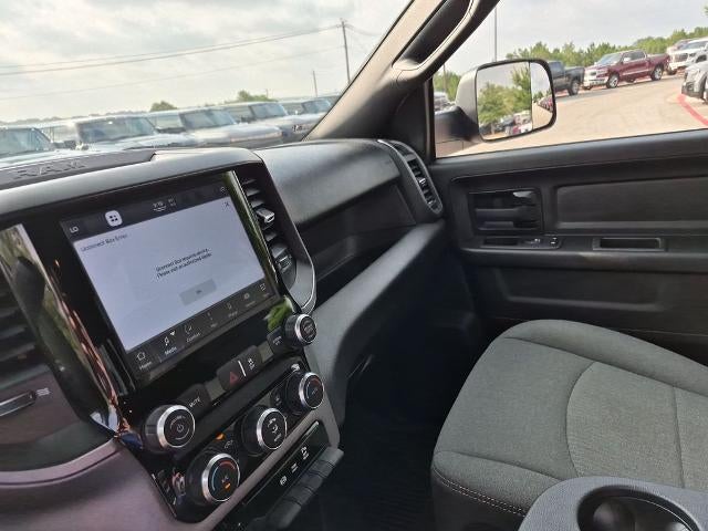2022 RAM 3500 Tradesman 4x4 Crew Cab 6'4" Box