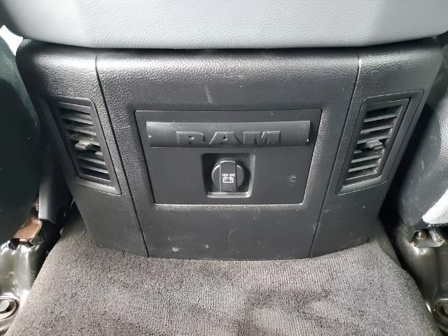 2018 RAM 3500 Lone Star 4x4 Crew Cab 6'4" Box