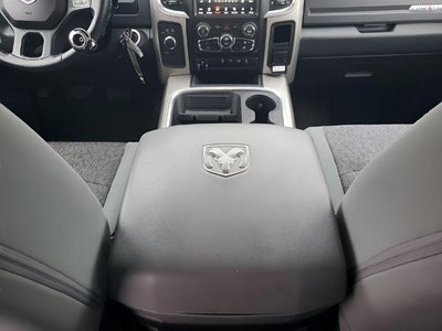 2018 RAM 3500 Lone Star 4x4 Crew Cab 6'4" Box