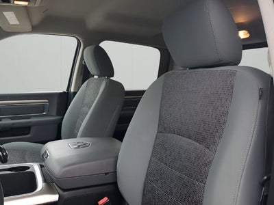 2018 RAM 3500 Lone Star 4x4 Crew Cab 6'4" Box