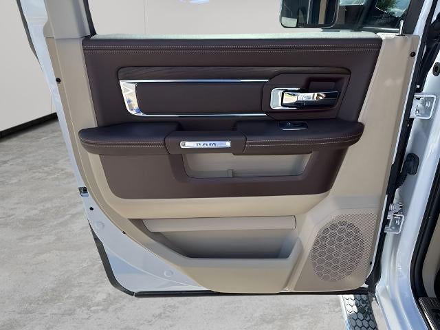 2014 RAM 3500 4WD Crew Cab 8 Ft Box Longhorn