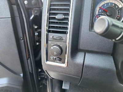 2016 RAM 3500 4WD Mega Cab 6.3 Ft Box Laramie