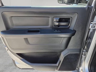 2015 RAM 2500 4WD Crew Cab 6.4 Ft Box Tradesman