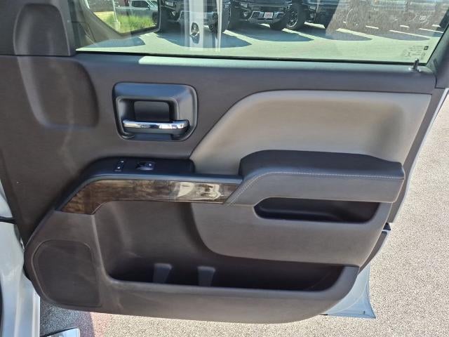 2017 Chevrolet Silverado 1500 Crew Cab Short Box 2-Wheel Drive LT
